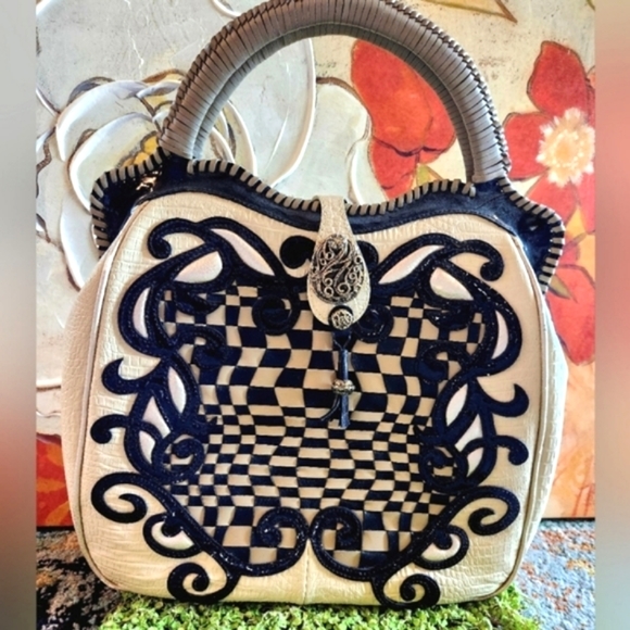 Vintage Handbags - YVETTE FLORO Eclectic ART DECO Checkerboard Black Patent Woven Cream Handbag